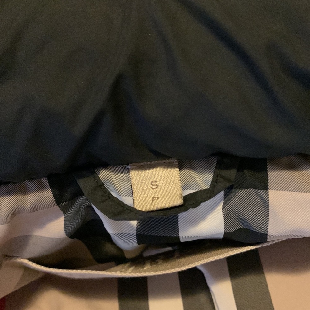 BURBERRY Goose Down Winter Parka - Picture 16 of 16